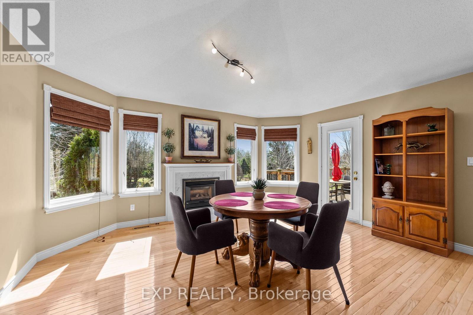 8371 Hickory Drive, Strathroy-Caradoc, Ontario  N7G 3H8 - Photo 21 - X12982872