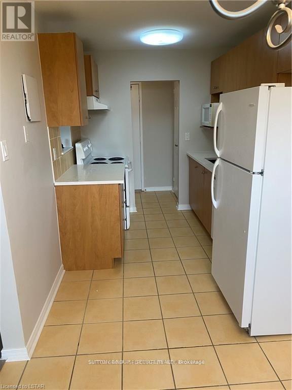 709 - 931 Wonderland Road S, London South, Ontario  N6K 2X6 - Photo 14 - X12982902