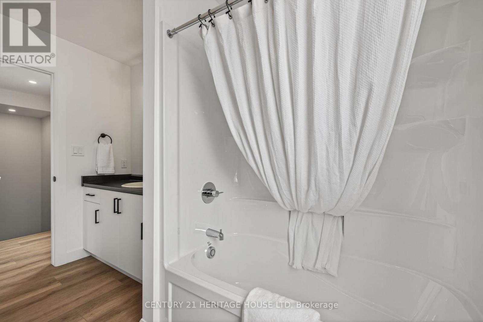 51179 Ron Mcneil Line E, Malahide, Ontario  N0L 2J0 - Photo 32 - X12982956