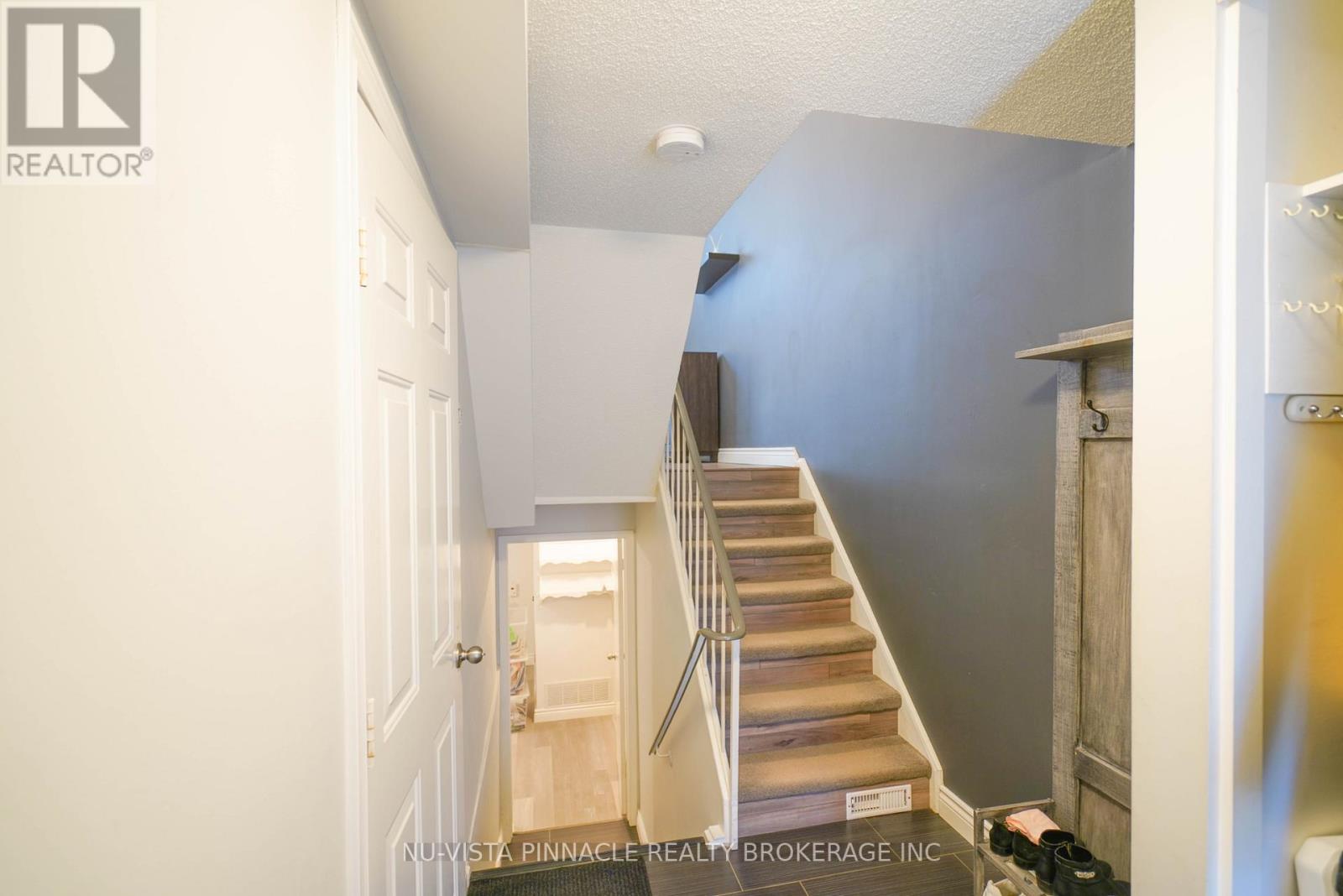 Photo 17 of 21 for 35 - 1258 Limberlost Road