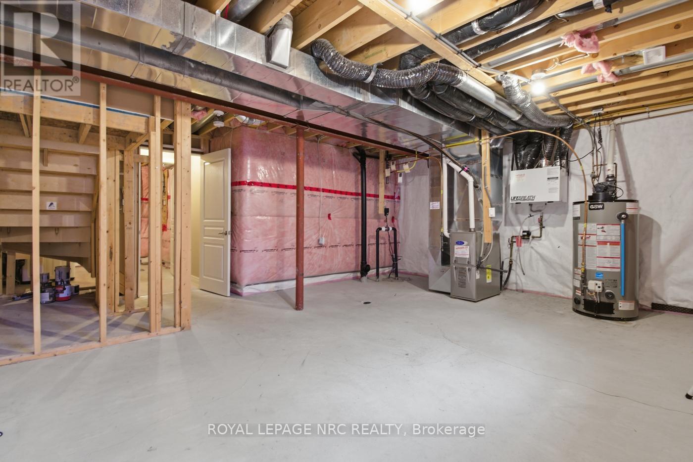 323 Silverwood Avenue, Welland, Ontario  L3C 0C5 - Photo 23 - X12977986