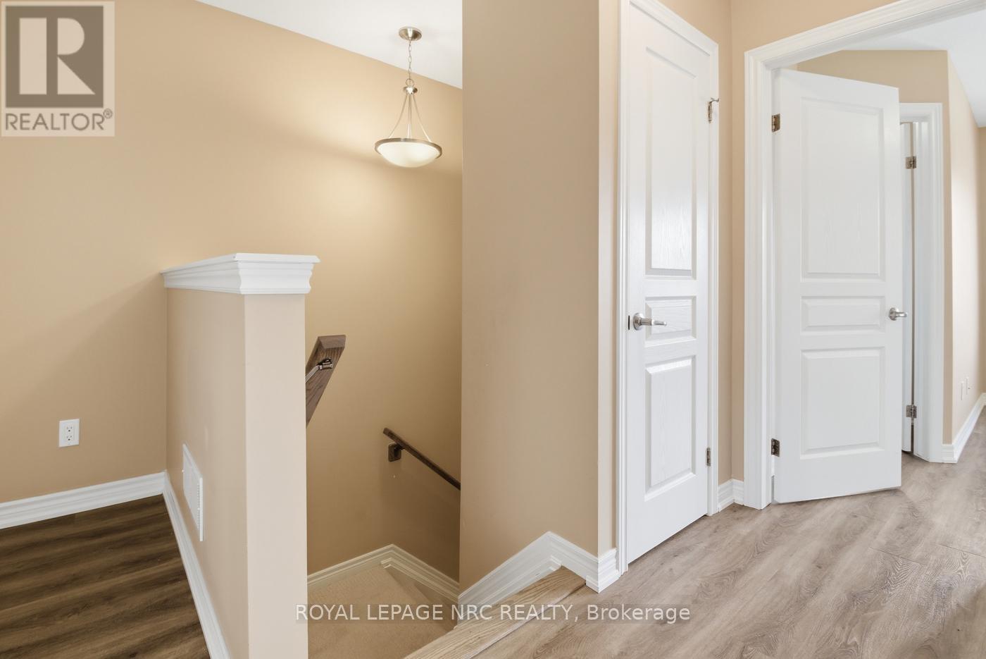 323 Silverwood Avenue, Welland, Ontario  L3C 0C5 - Photo 10 - X12977986