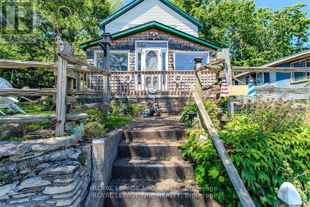 3840 Terrace Lane, Fort Erie, Ontario  L0S 1B0 - Photo 2 - X12982842