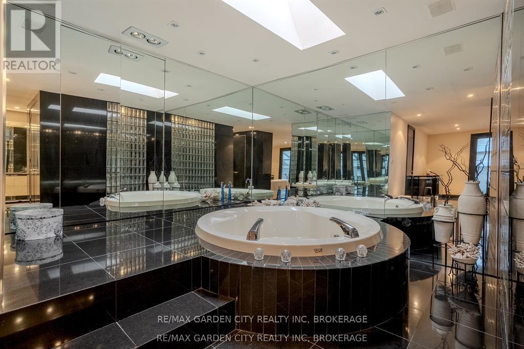 86 Tremont Drive, St. Catharines, Ontario  L2R 3B2 - Photo 33 - X12982968