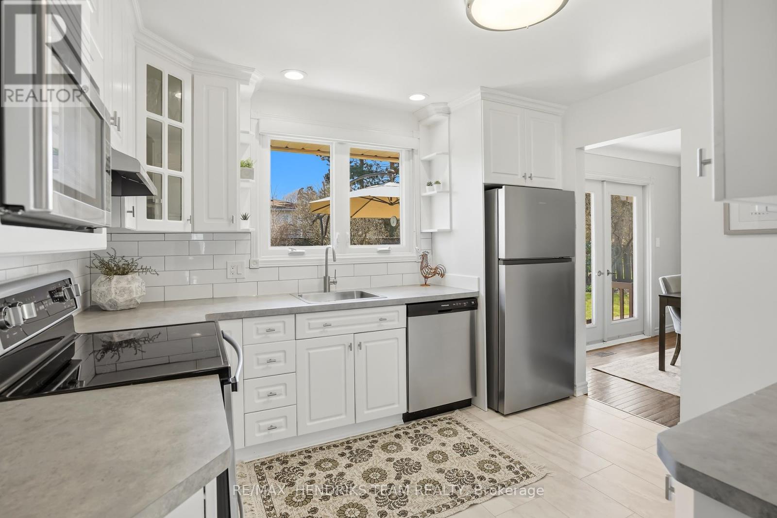 6 Garrison Village Drive, Niagara-On-The-Lake, Ontario  L0S 1J0 - Photo 10 - X12982982