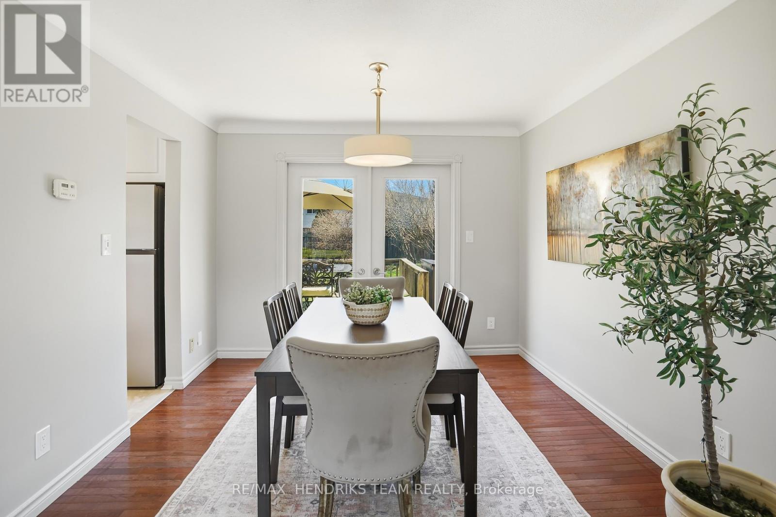 6 Garrison Village Drive, Niagara-On-The-Lake, Ontario  L0S 1J0 - Photo 13 - X12982982