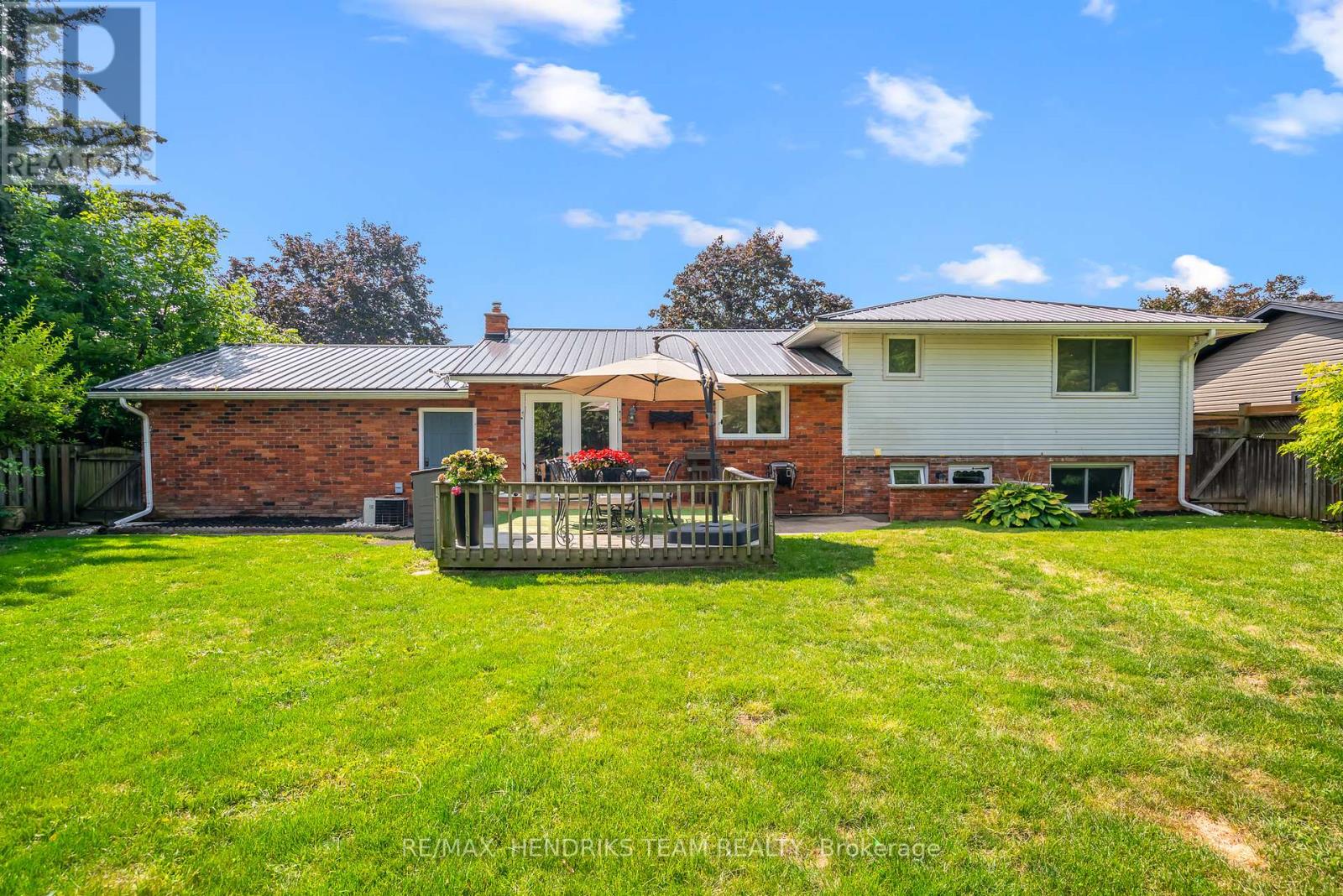 6 Garrison Village Drive, Niagara-On-The-Lake, Ontario  L0S 1J0 - Photo 34 - X12982982