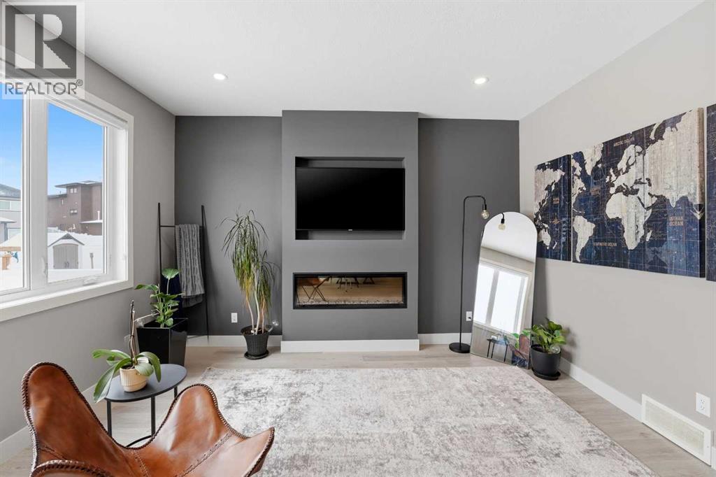 140 Lindman Avenue, Red Deer, Alberta  T4R 0R3 - Photo 9 - A2299434