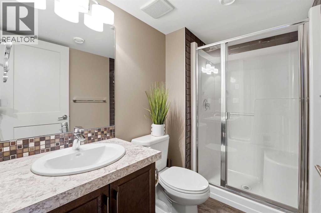 140 Lindman Avenue, Red Deer, Alberta  T4R 0R3 - Photo 21 - A2299434