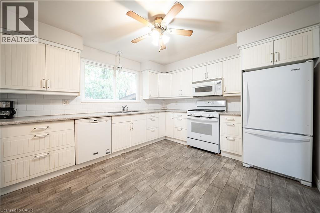 557 Trafford Crescent, Oakville, Ontario  L6L 3T4 - Photo 10 - 40819616