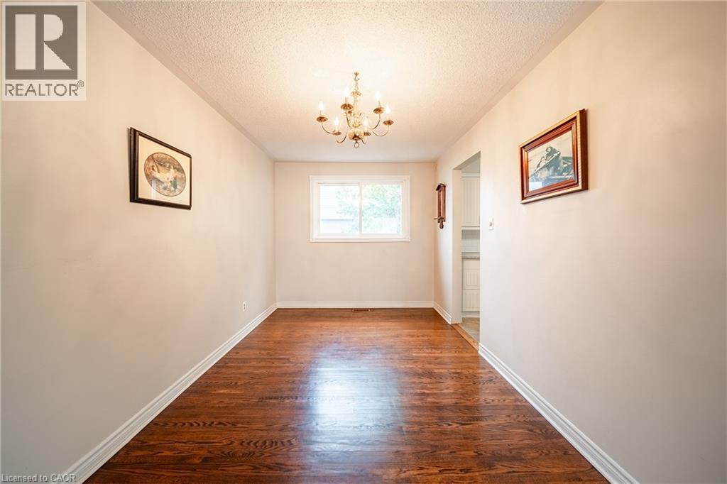 557 Trafford Crescent, Oakville, Ontario  L6L 3T4 - Photo 7 - 40819616