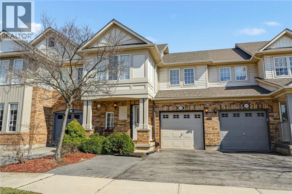 2211 AMBERGLEN Court, oakville, Ontario