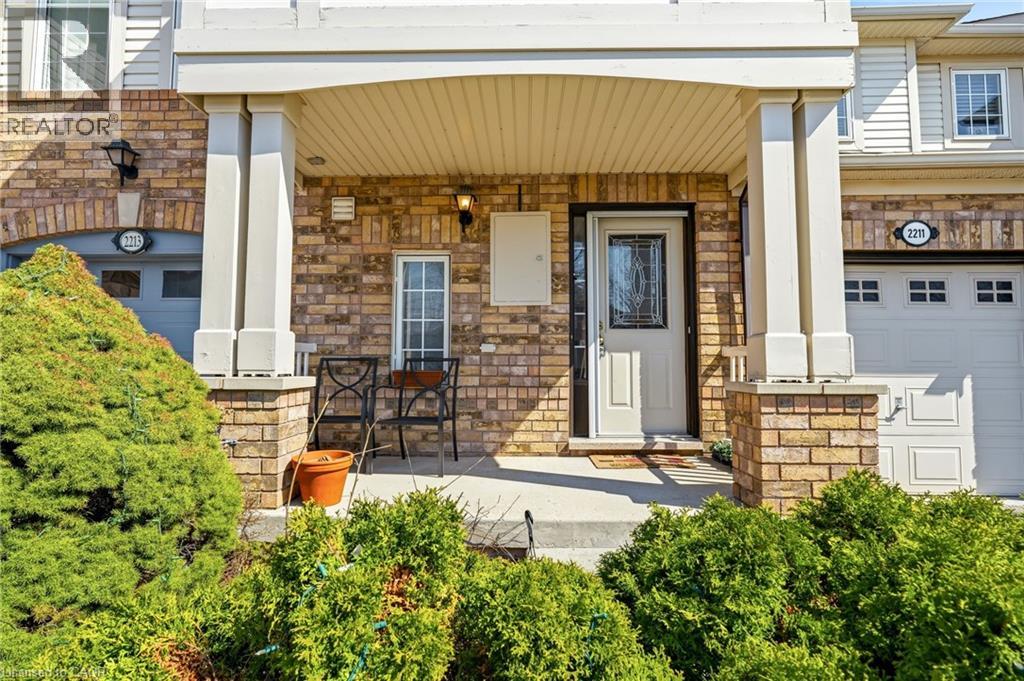 2211 Amberglen Court, Oakville, Ontario  L6M 4W8 - Photo 3 - 40818622