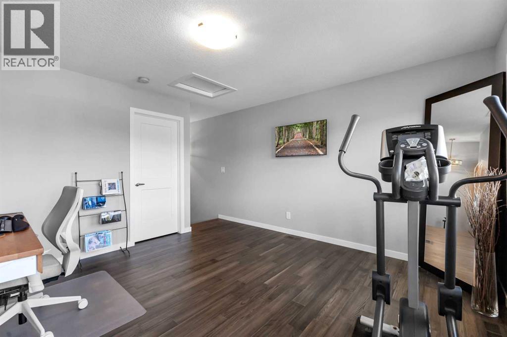 1195 Cranbrook Gardens SE, Calgary, Alberta  T3M 3B9 - Photo 19 - A2292006