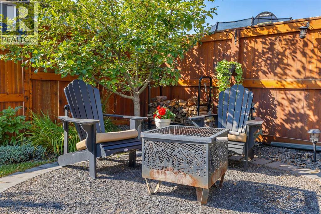 1195 Cranbrook Gardens SE, Calgary, Alberta  T3M 3B9 - Photo 36 - A2292006