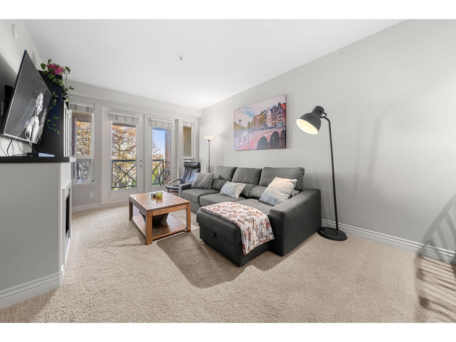 203 2970 King George Boulevard, Surrey, British Columbia  V4P 0E6 - Photo 12 - R3109455