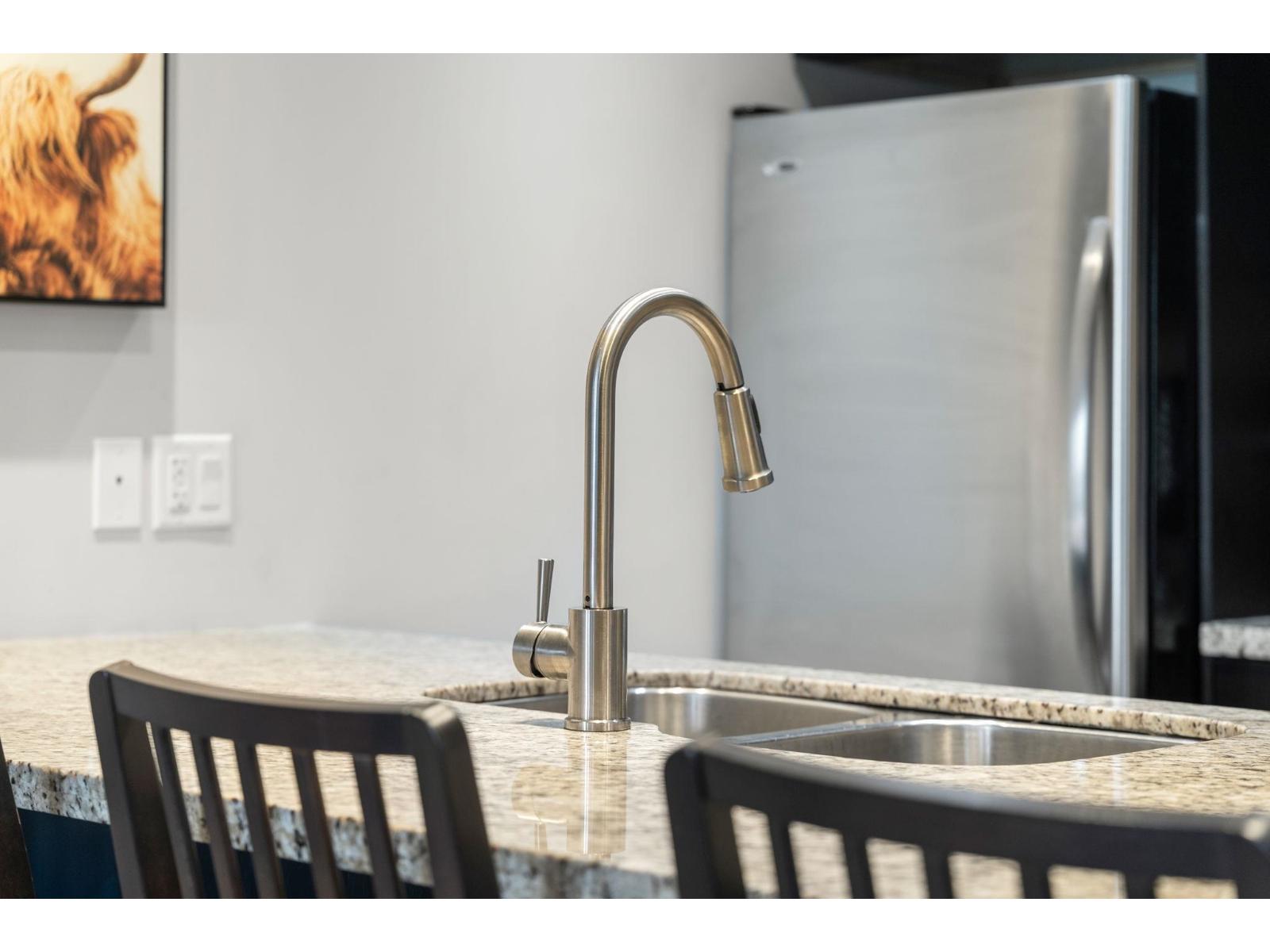 203 2970 King George Boulevard, Surrey, British Columbia  V4P 0E6 - Photo 7 - R3109455