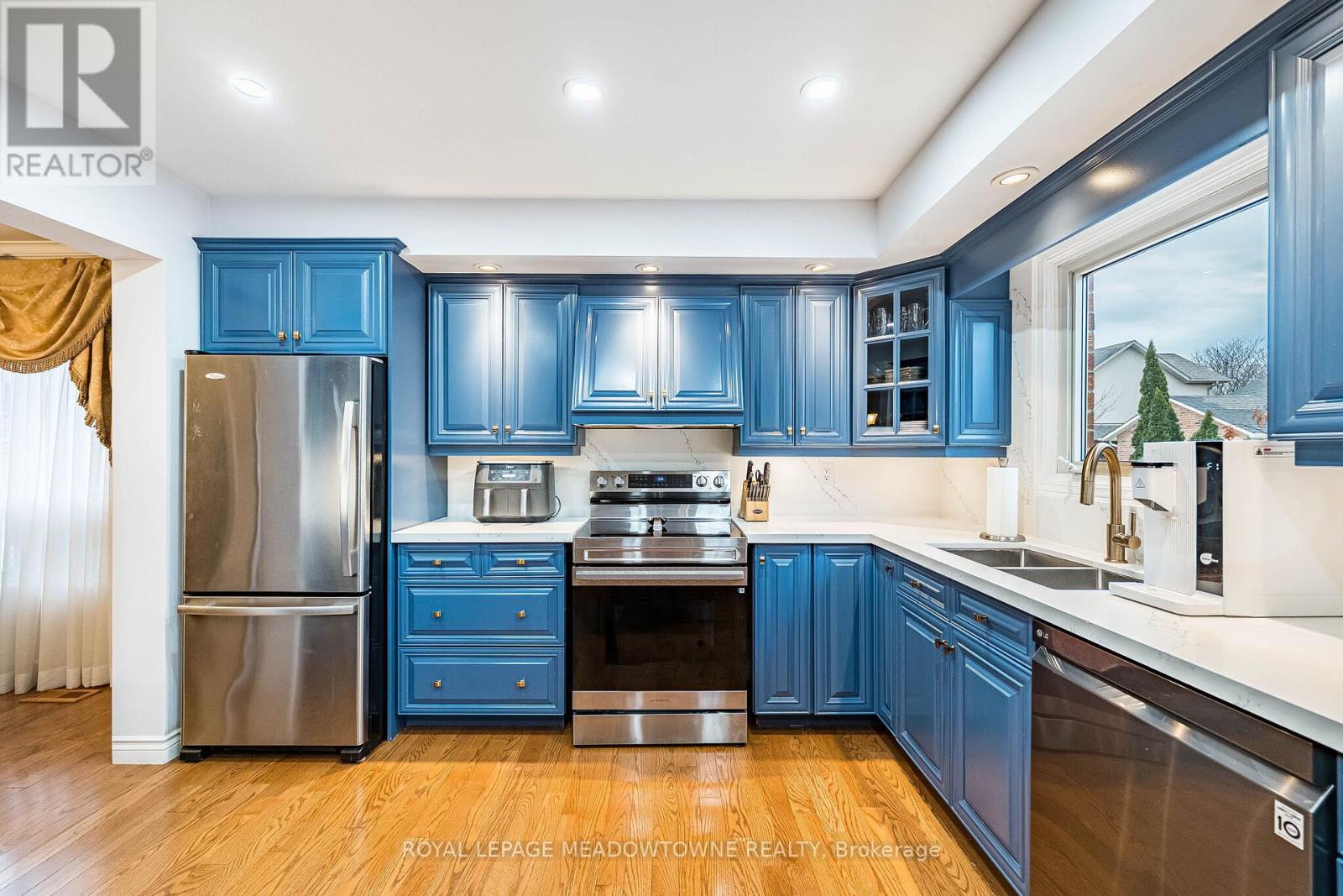 8 Wadsworth Circle, Brampton, Ontario  L6Z 1W7 - Photo 19 - W12977592