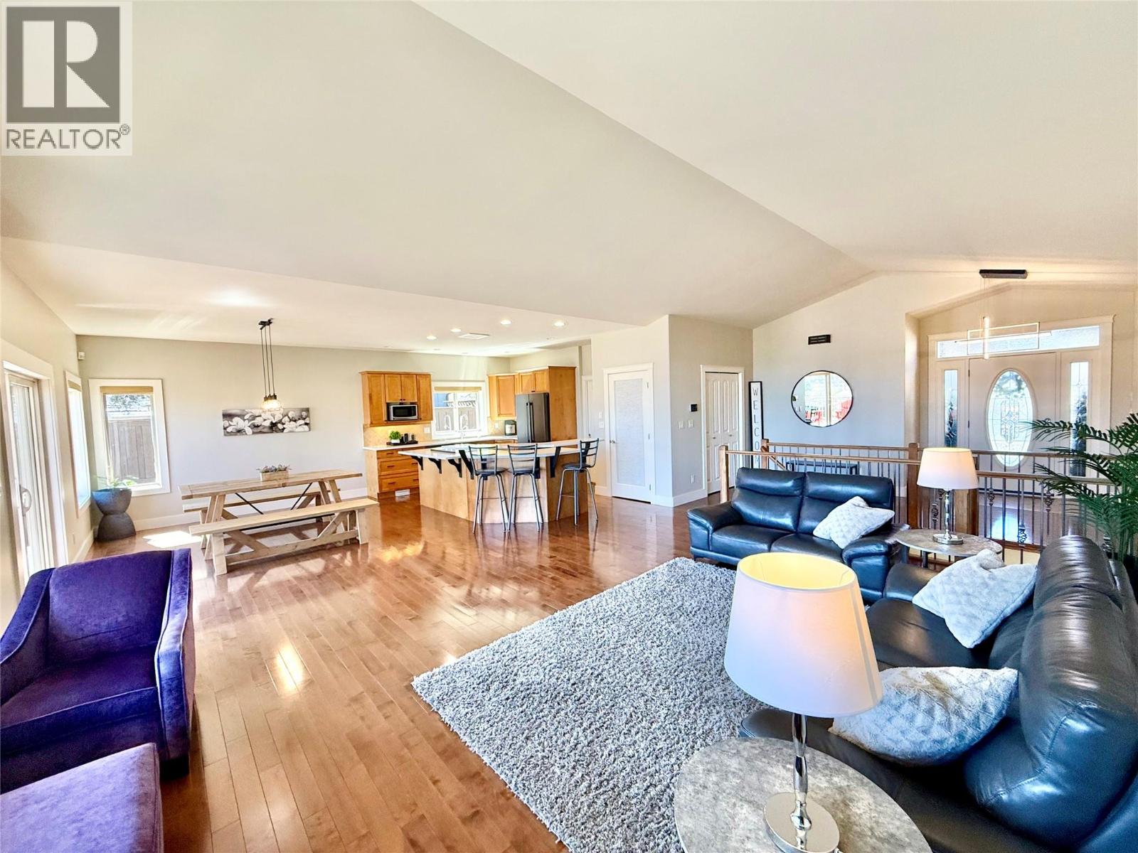 7958 Mccallum View Drive, Grand Forks, British Columbia  V0H 1H2 - Photo 9 - 10382262