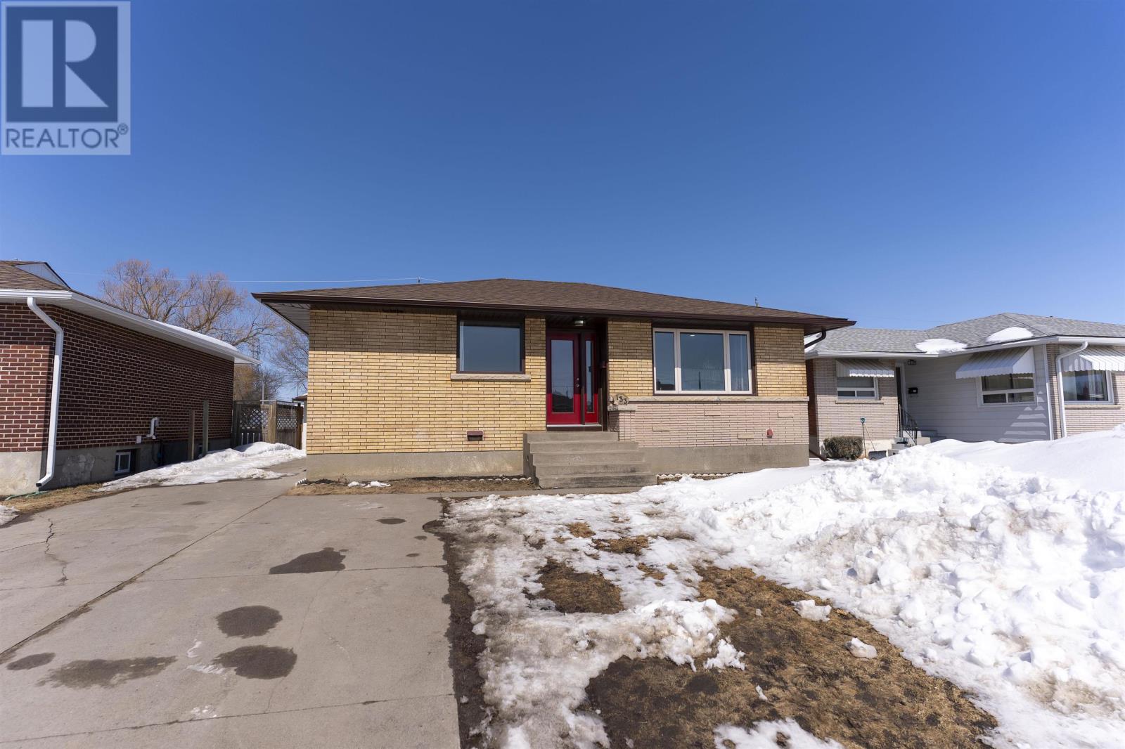 133 Gordon St, Thunder Bay, Ontario  P7E 4T1 - Photo 1 - TB2600665