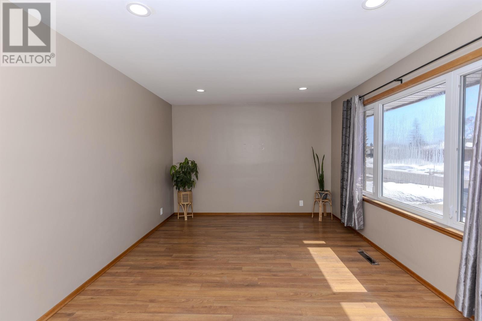 133 Gordon St, Thunder Bay, Ontario  P7E 4T1 - Photo 4 - TB2600665