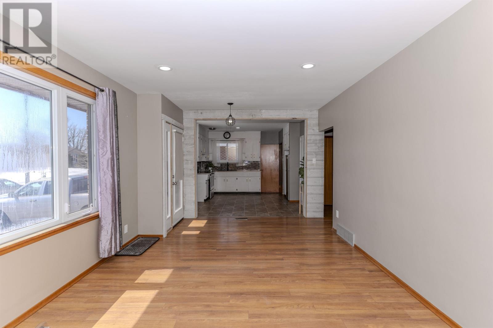 133 Gordon St, Thunder Bay, Ontario  P7E 4T1 - Photo 5 - TB2600665