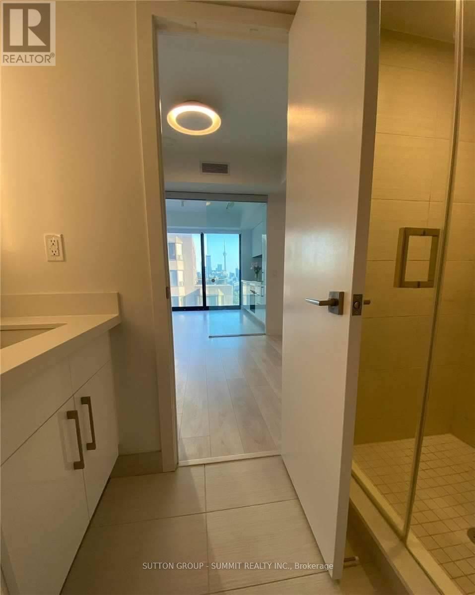 2209 - 188 Cumberland Street, Toronto, Ontario  M5R 0B6 - Photo 13 - C12982858