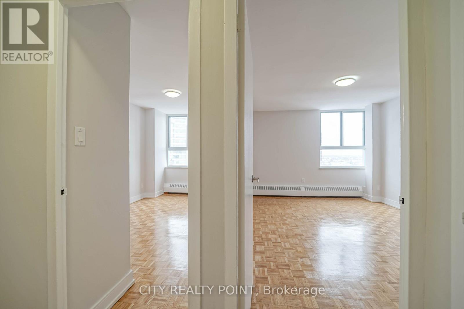 1504 - 6200 Bathurst Street, Toronto, Ontario  M2R 2A3 - Photo 8 - C12982878