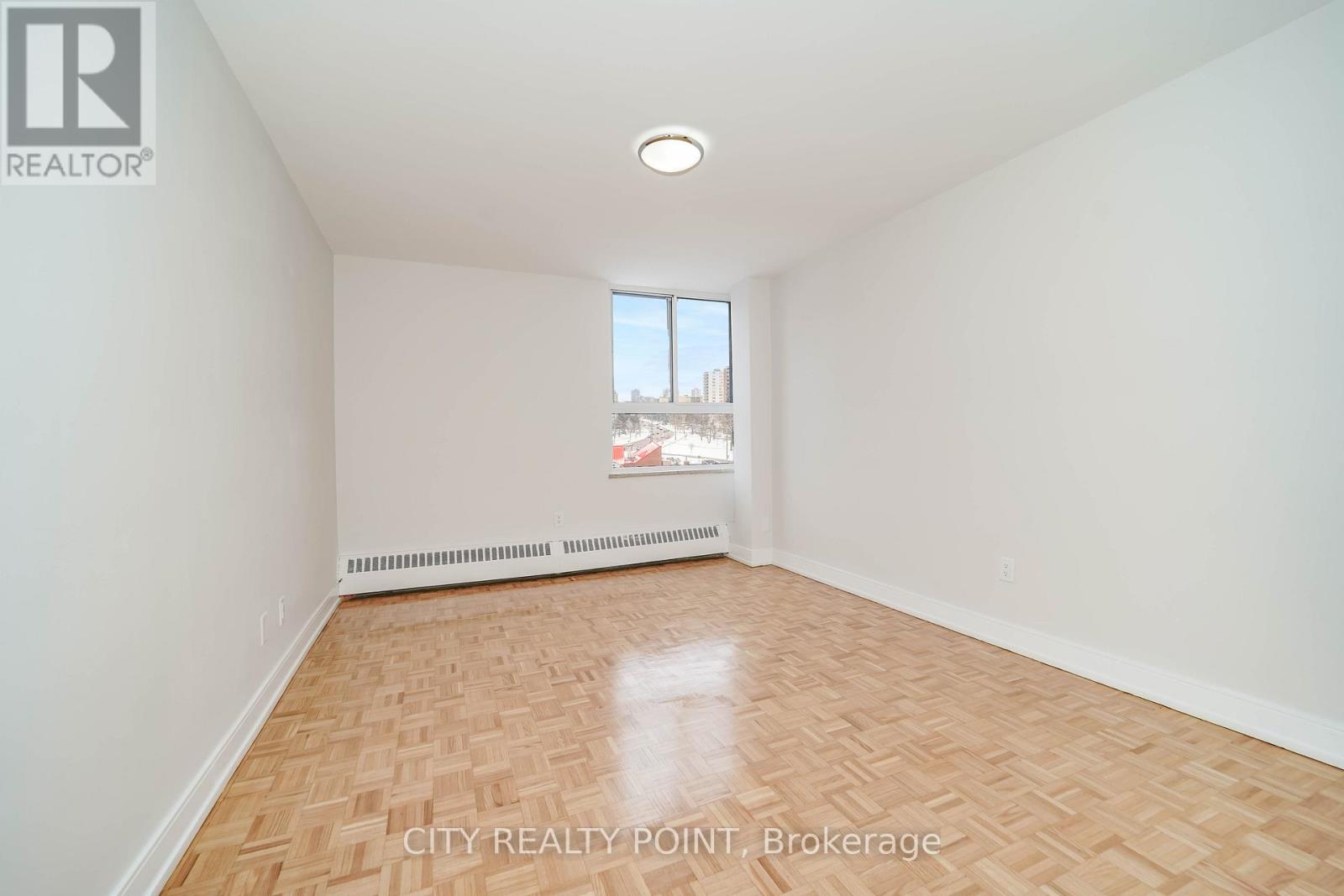 1504 - 6200 Bathurst Street, Toronto, Ontario  M2R 2A3 - Photo 9 - C12982878