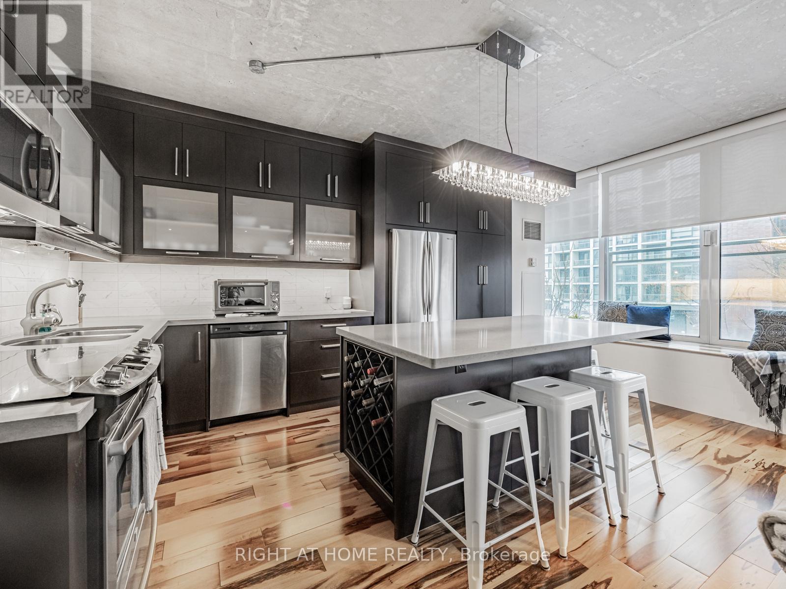 405 - 50 CAMDEN STREET, Toronto, Ontario