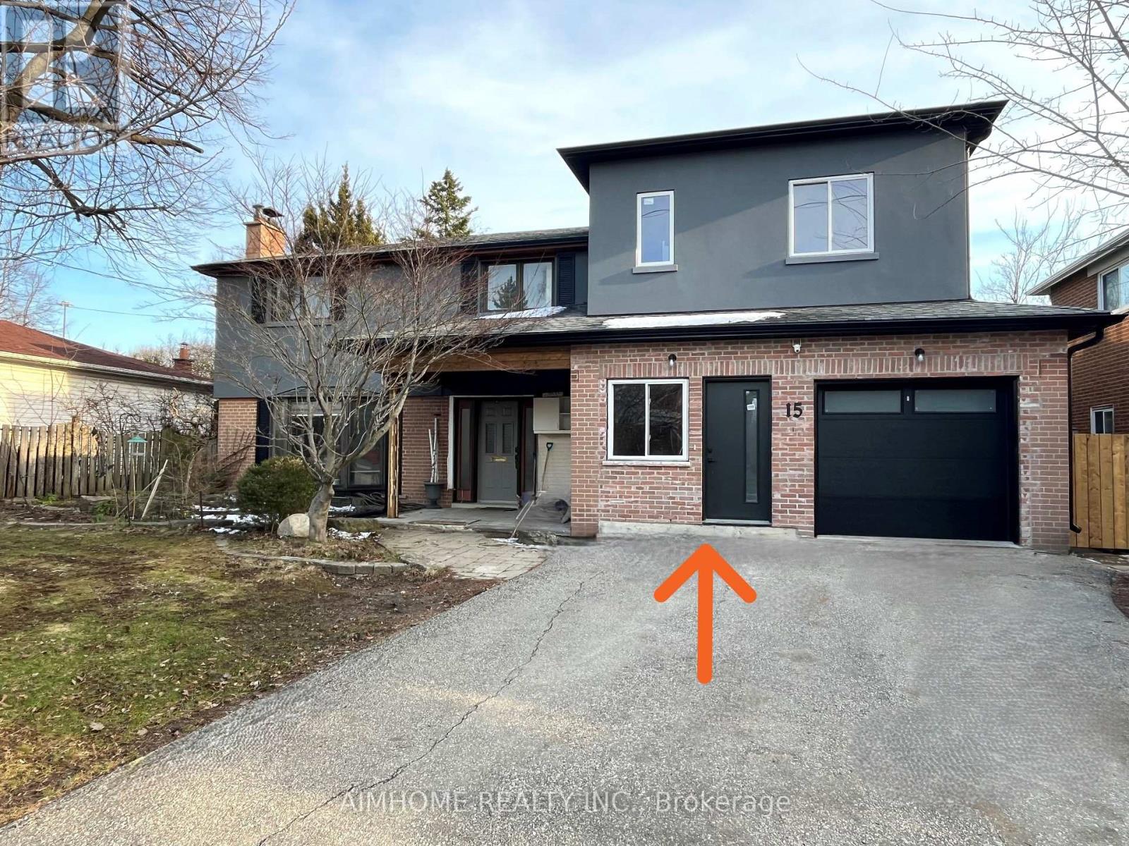 2 - 15 Waddington Crescent, Toronto, Ontario  M2J 2Z9 - Photo 2 - C12982904