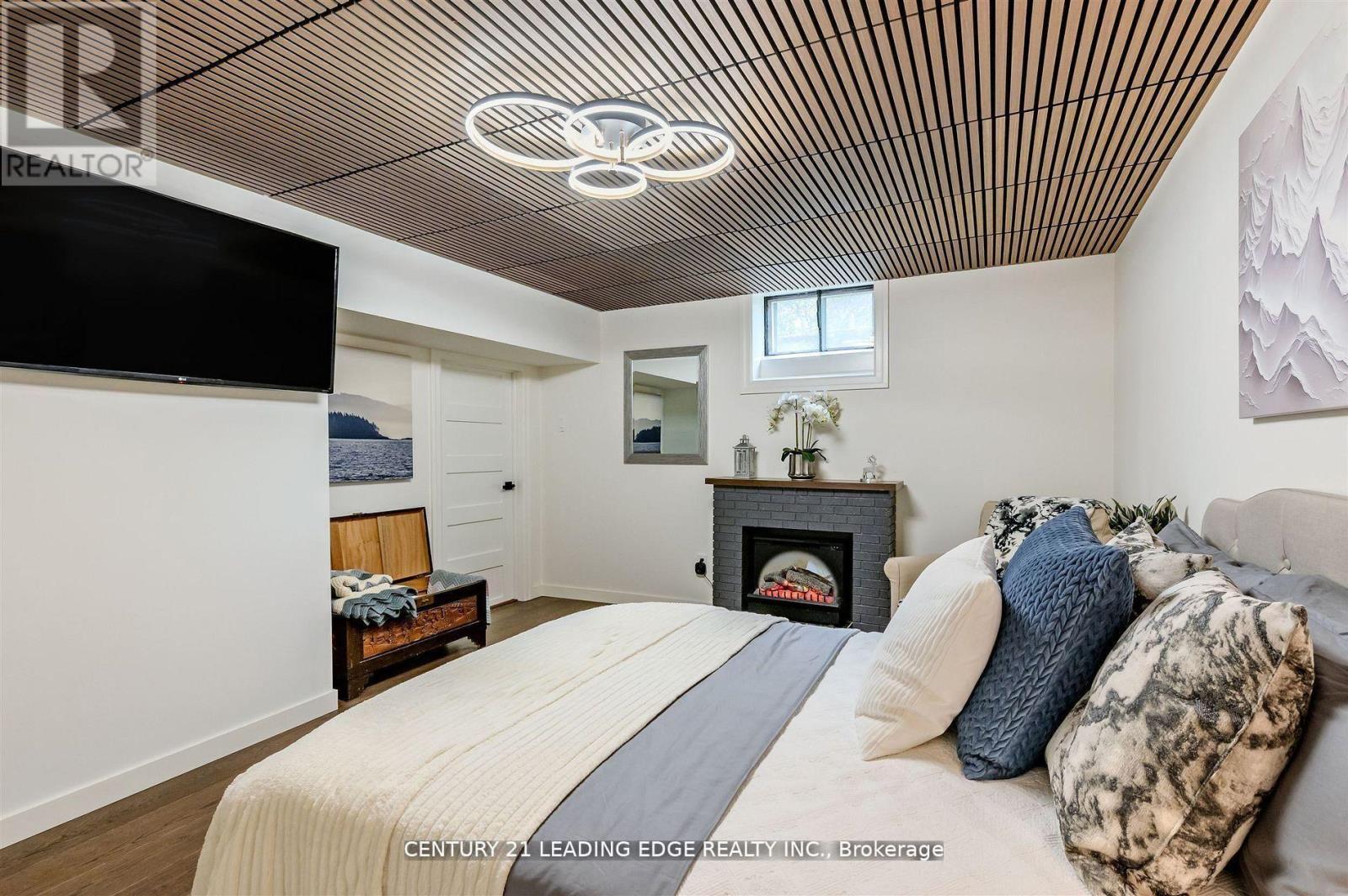 112 Wyndcliff Crescent, Toronto, Ontario  M4A 2K3 - Photo 31 - C12982906