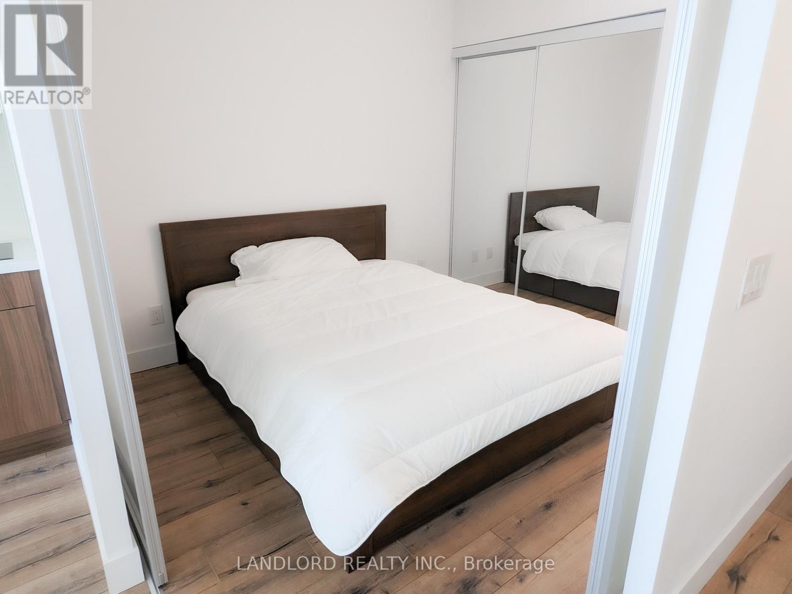 1402 - 39 Sherbourne Street, Toronto, Ontario  M5A 0L8 - Photo 10 - C12982978