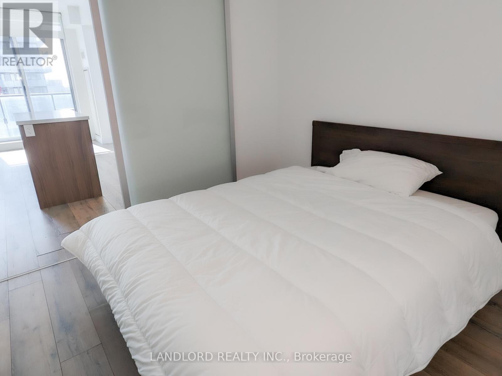 1402 - 39 Sherbourne Street, Toronto, Ontario  M5A 0L8 - Photo 11 - C12982978