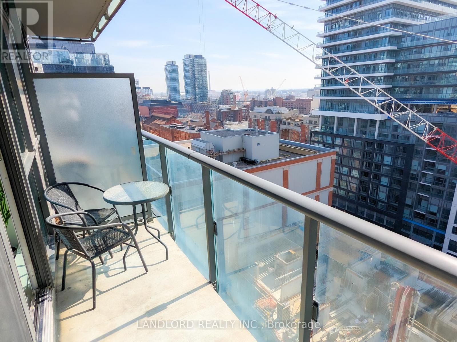 1402 - 39 Sherbourne Street, Toronto, Ontario  M5A 0L8 - Photo 4 - C12982978