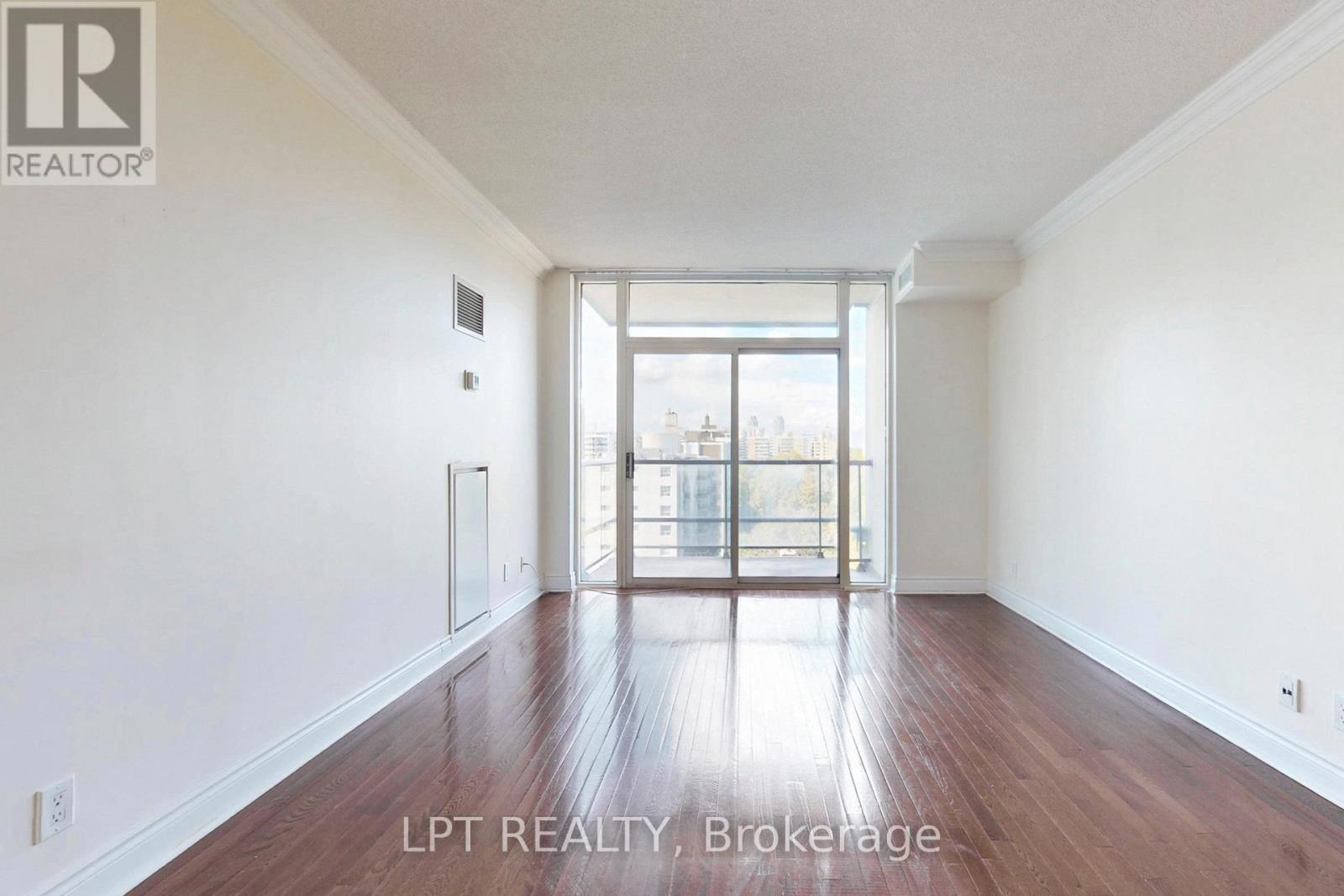 1011 - 10 Delisle Avenue, Toronto, Ontario  M4V 3C6 - Photo 5 - C12982980