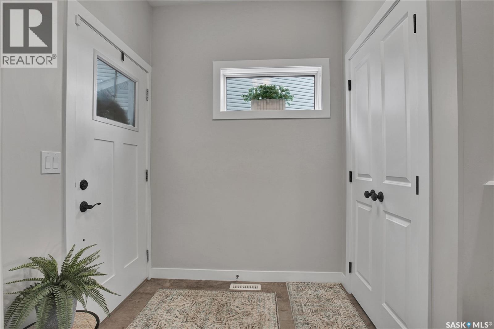 134 Germain Court, Saskatoon, Saskatchewan  S7V 0T6 - Photo 3 - SK032587