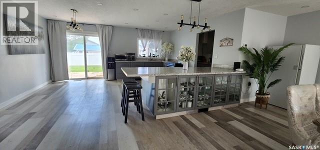 613 Peters Avenue, Oxbow, Saskatchewan  S0C 2B0 - Photo 6 - SK032530