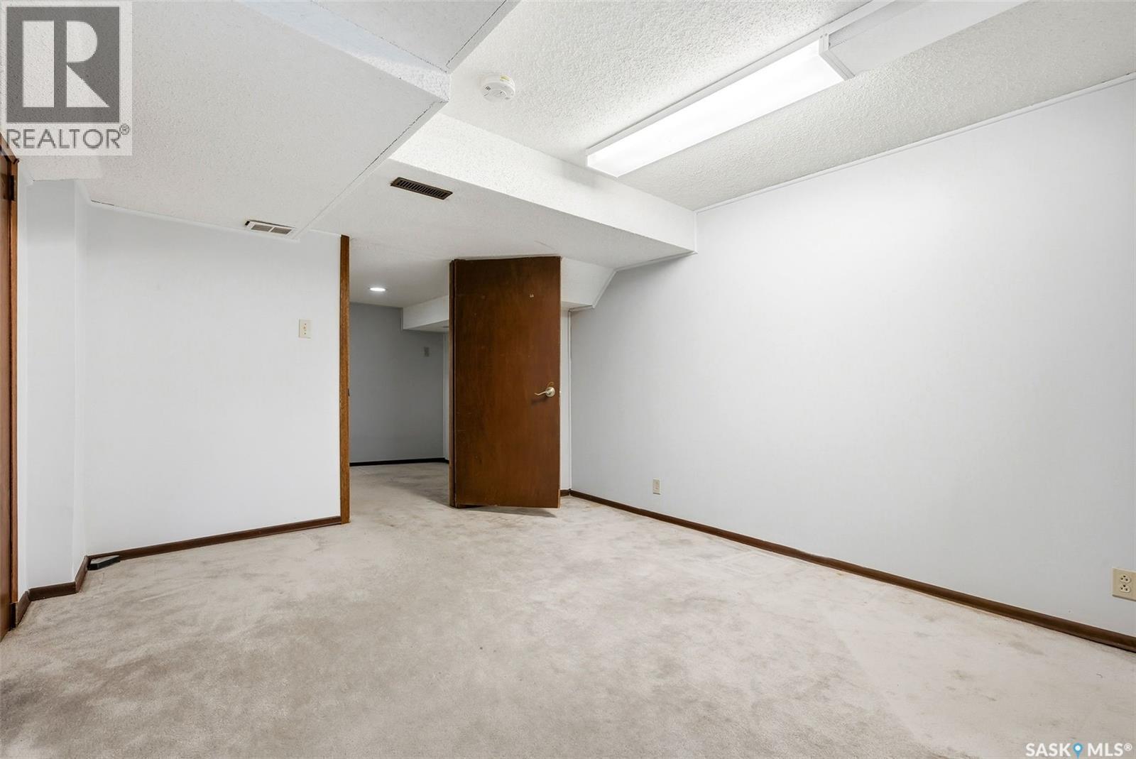 30 Dalhousie Way, Regina, Saskatchewan  S4V 0A2 - Photo 50 - SK032388