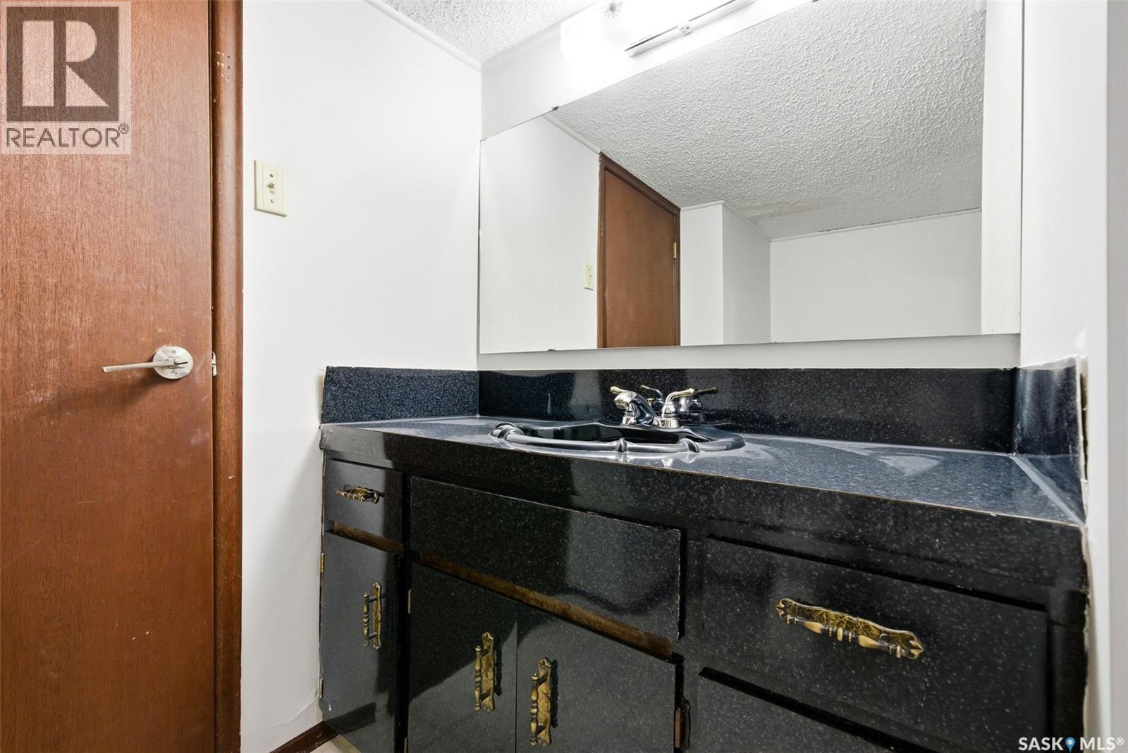 30 Dalhousie Way, Regina, Saskatchewan  S4V 0A2 - Photo 51 - SK032388