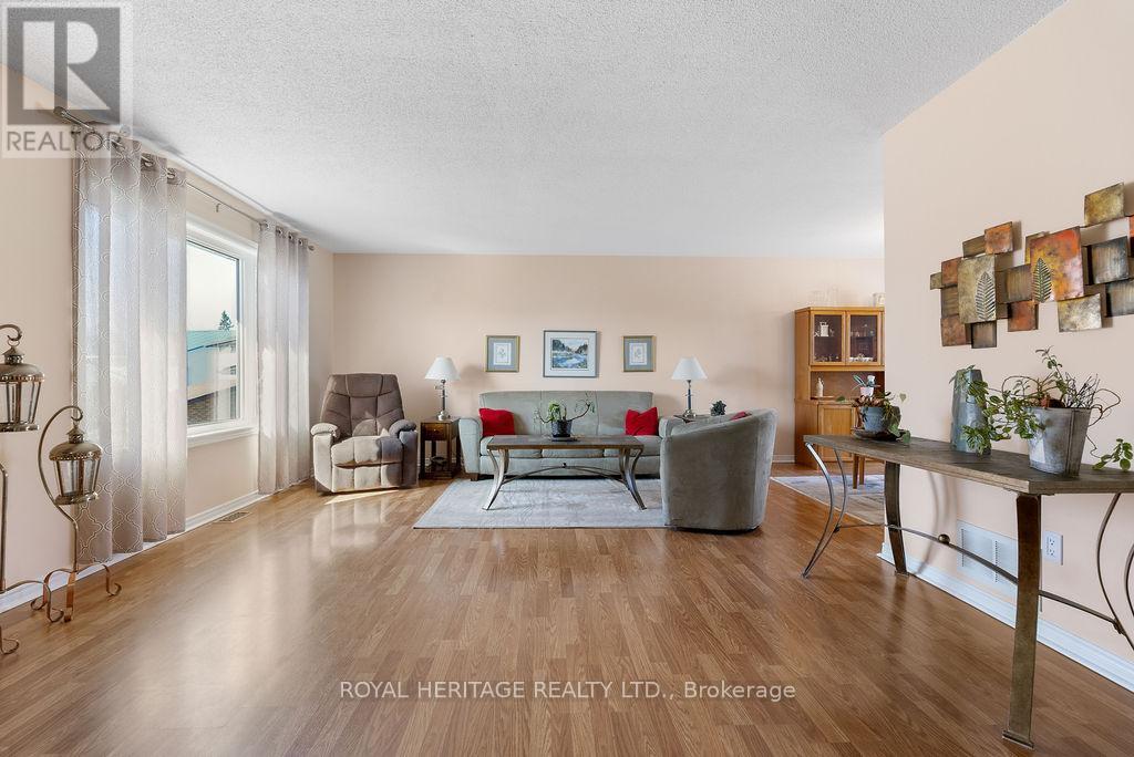 12 Juniper Court, Kawartha Lakes, Ontario  K0M 1A0 - Photo 6 - X12951112