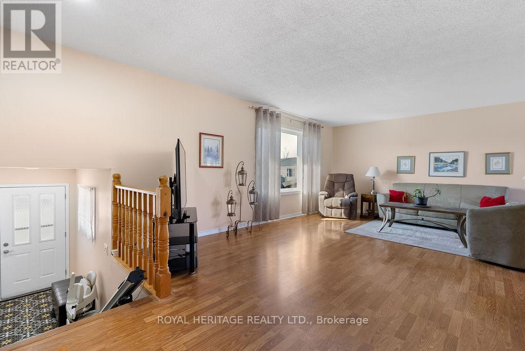 12 Juniper Court, Kawartha Lakes, Ontario  K0M 1A0 - Photo 5 - X12951112