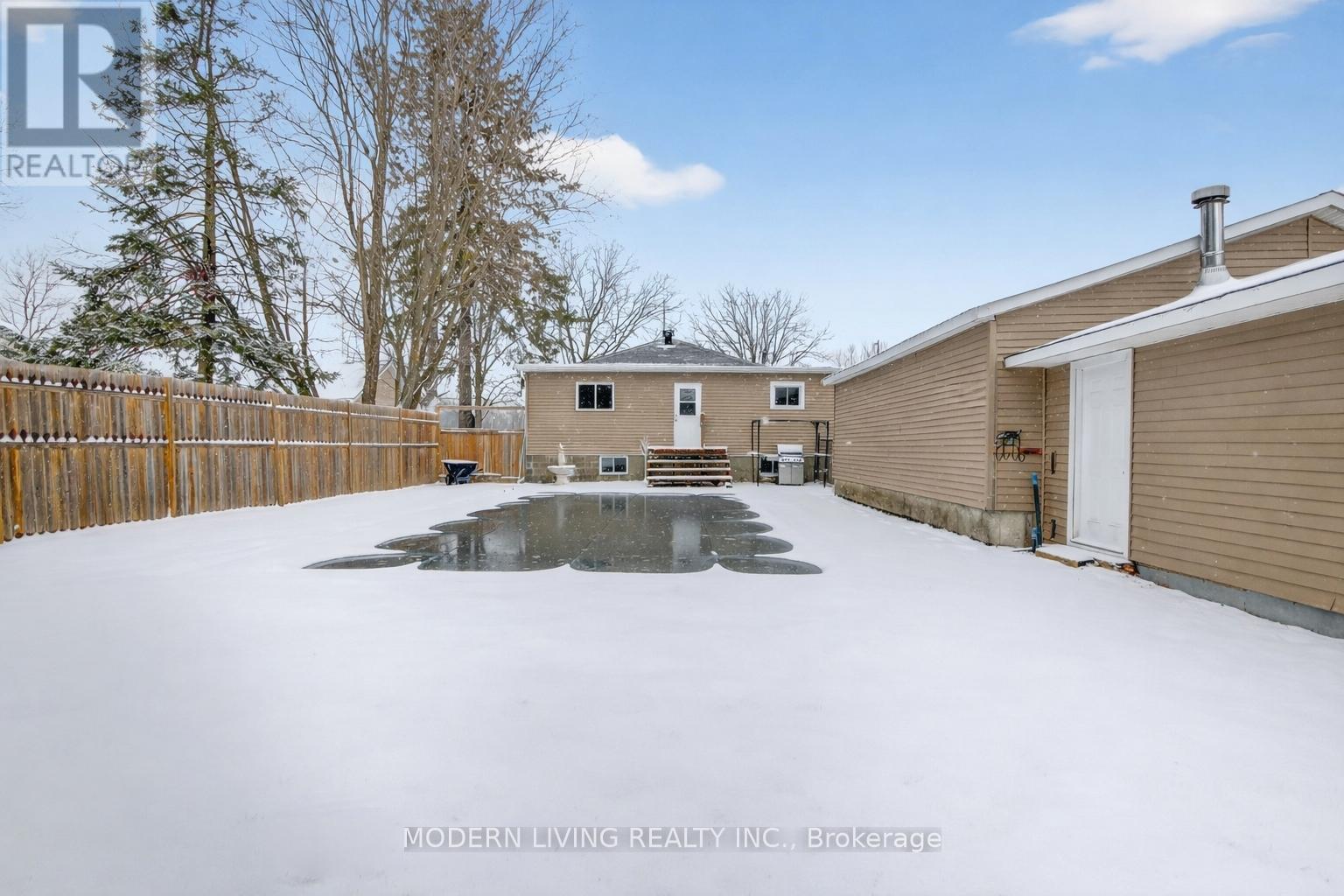 5979 Perth Street SE, Ottawa, Ontario  K0A 2Z0 - Photo 4 - X12972842