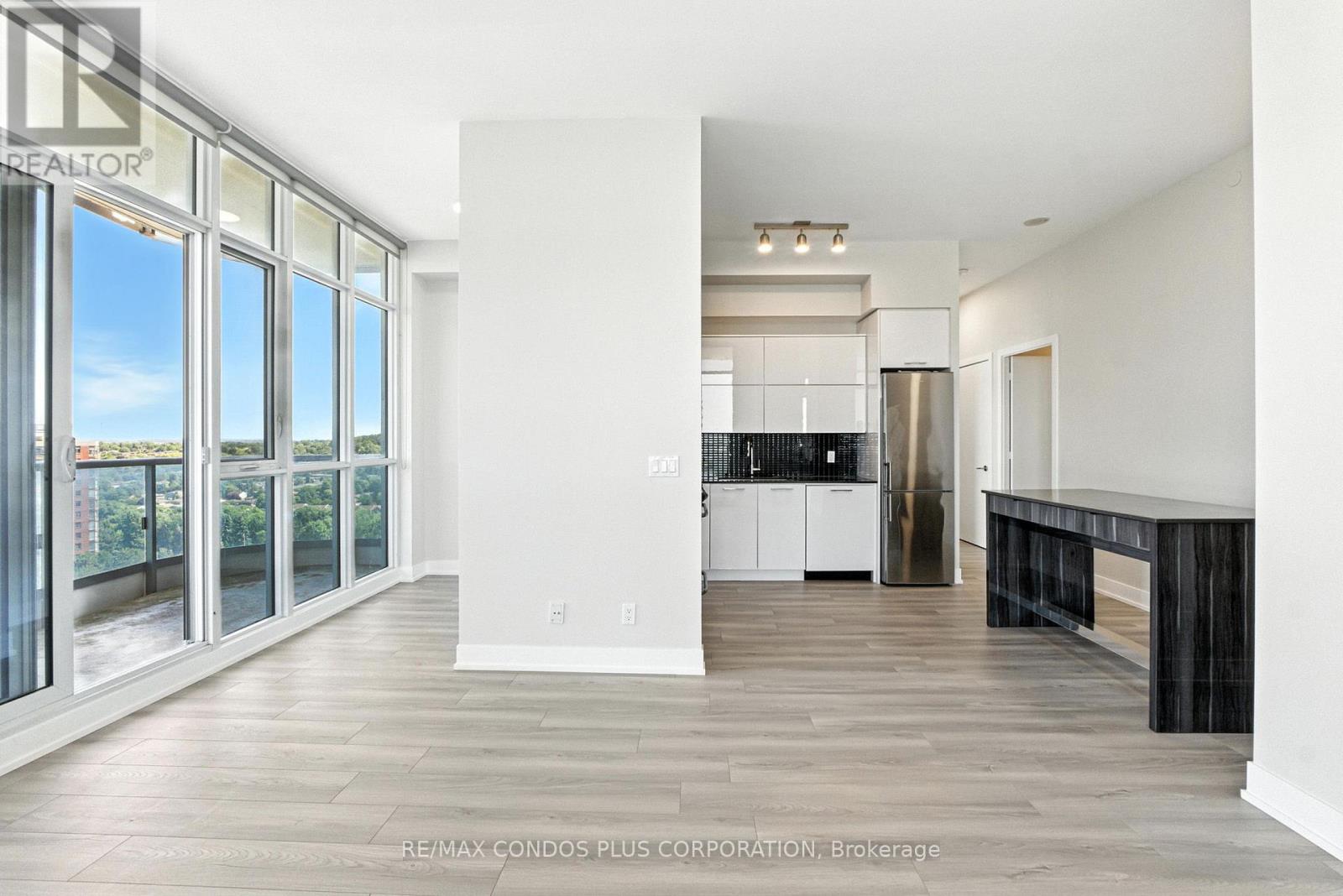 Lph15 - 9471 Yonge Street, Richmond Hill, Ontario  L4C 0Z5 - Photo 2 - N12982882