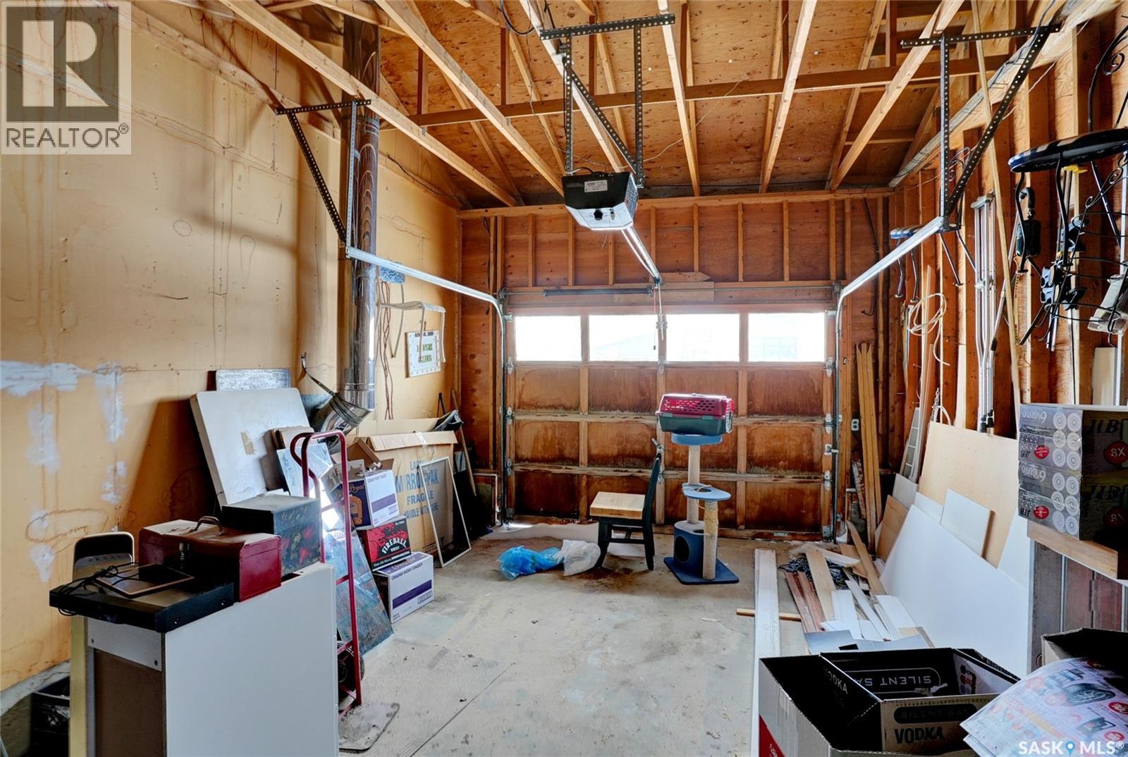 102 Daisy Crescent, Moose Jaw, Saskatchewan  S6J 1C2 - Photo 53 - SK032396