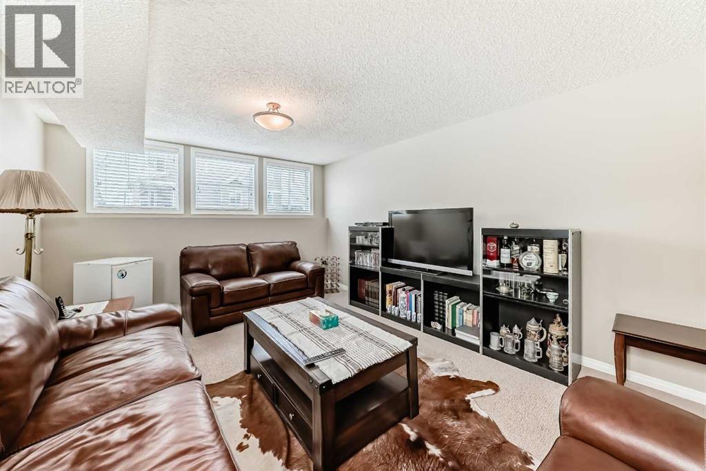 266 Fireside Place, Cochrane, Alberta T4C 0R0 - Photo 18 - A2288921