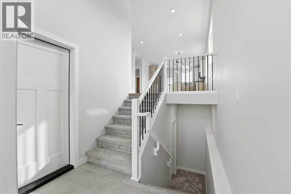 41 Emmett Crescent, Red Deer, Alberta  T4P 3G8 - Photo 2 - A2298022