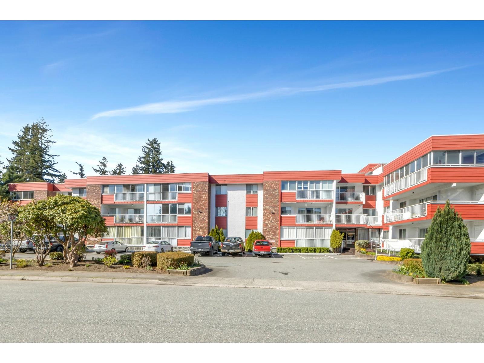 102 32025 Tims Avenue, Abbotsford, British Columbia  V2T 2H3 - Photo 1 - R3107316