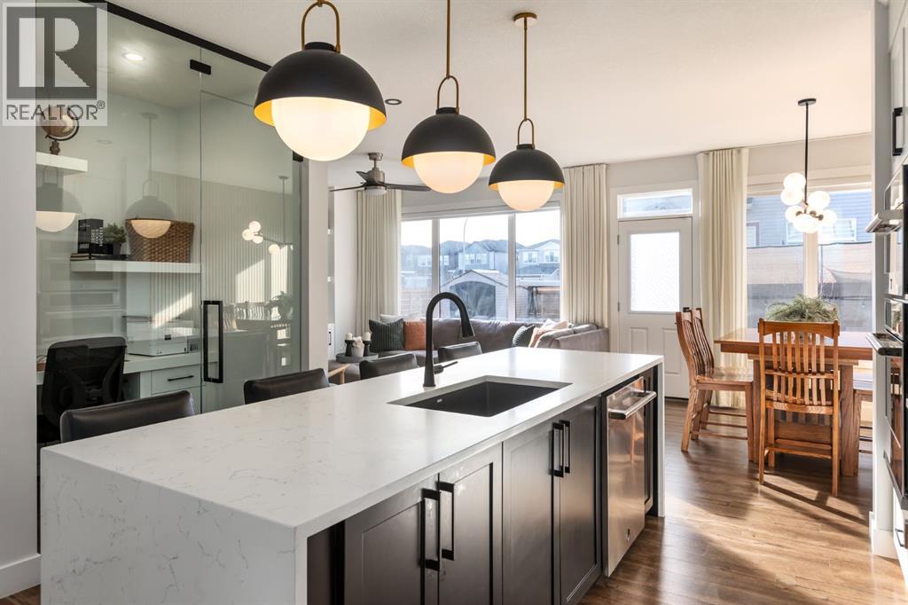 539 Savanna Landing Ne, Calgary, Alberta  T3J 2L1 - Photo 5 - A2289482