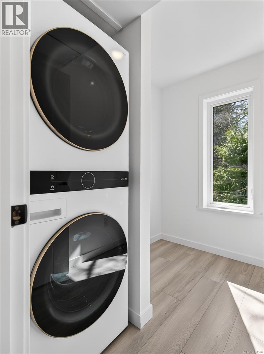 8 1590 Piercy Ave, Courtenay, British Columbia  V9N 3E9 - Photo 9 - 1031526